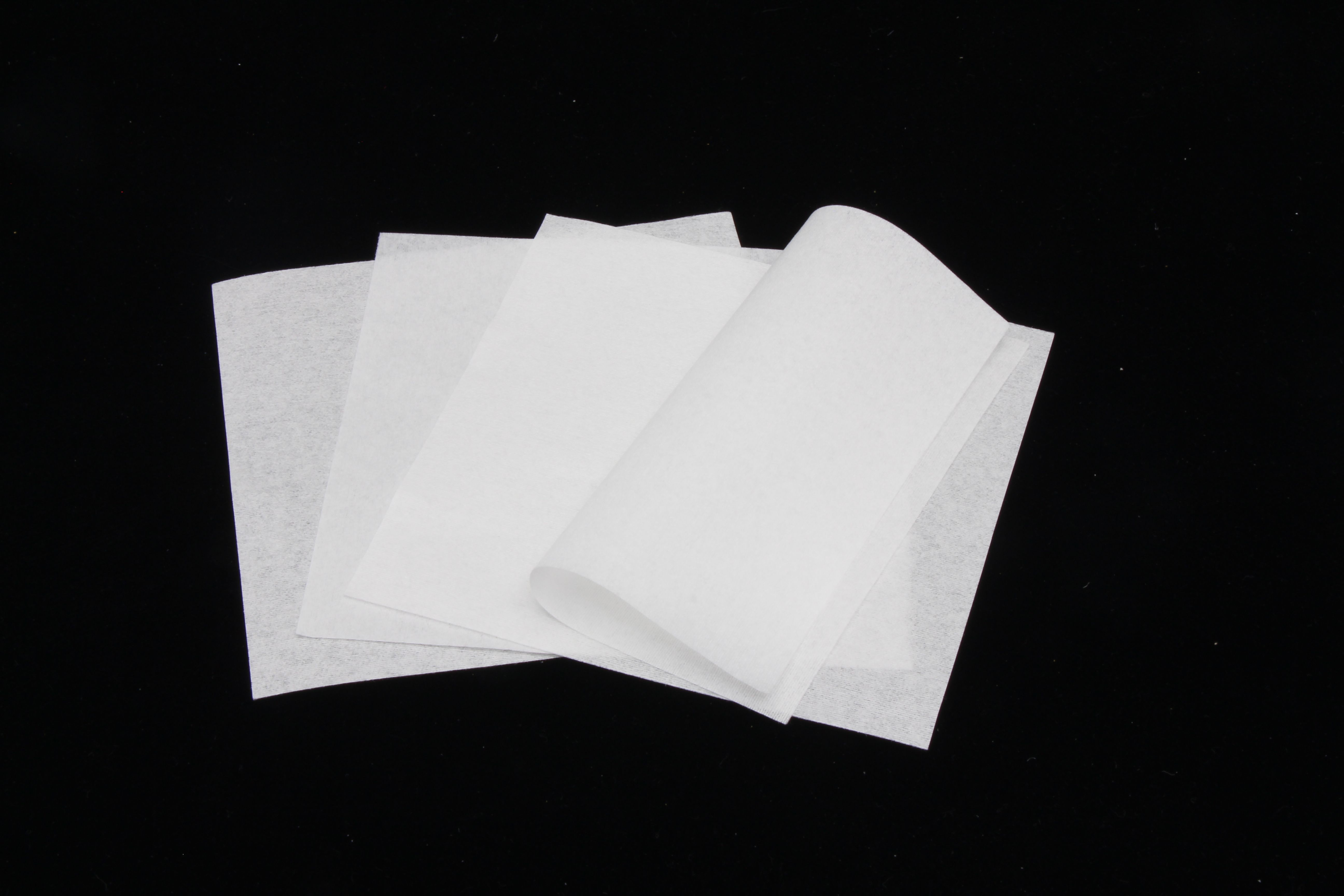 Forskjellen mellom non-woven kluter og vanlig papir