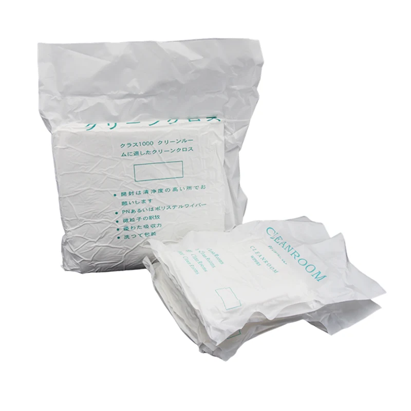 Er Clean Cleanroom Wiper laget utelukkende av 100 % polyester?