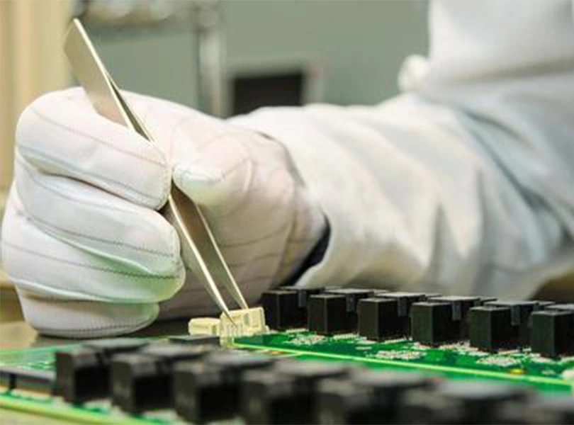 Hvorfor er ESD Tweezer viktig innen elektroniske eksperimenter?